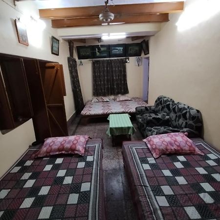 Heritage Homestay@Old City Near Ganges Varanasi Esterno foto