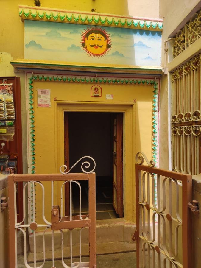 Heritage Homestay@Old City Near Ganges Varanasi Esterno foto