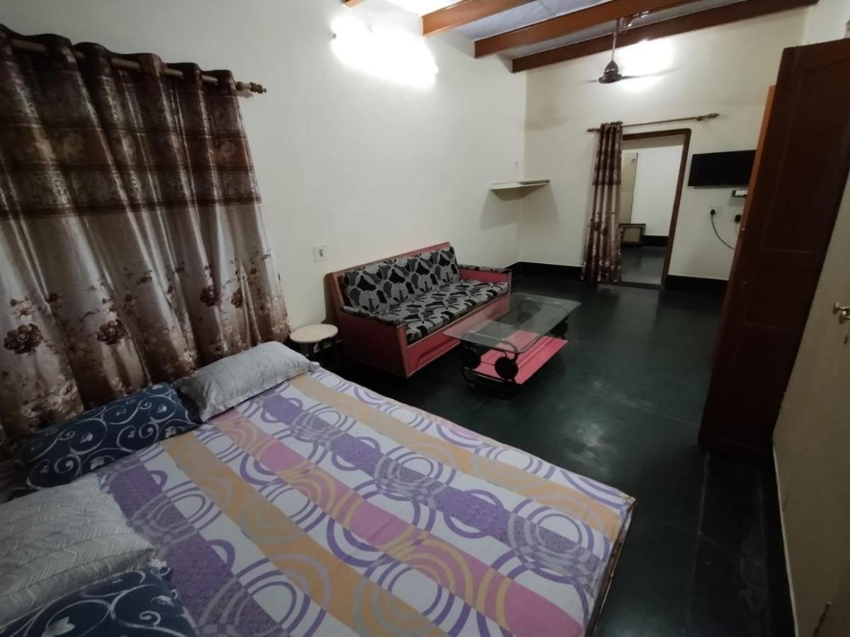 Heritage Homestay@Old City Near Ganges Varanasi Esterno foto