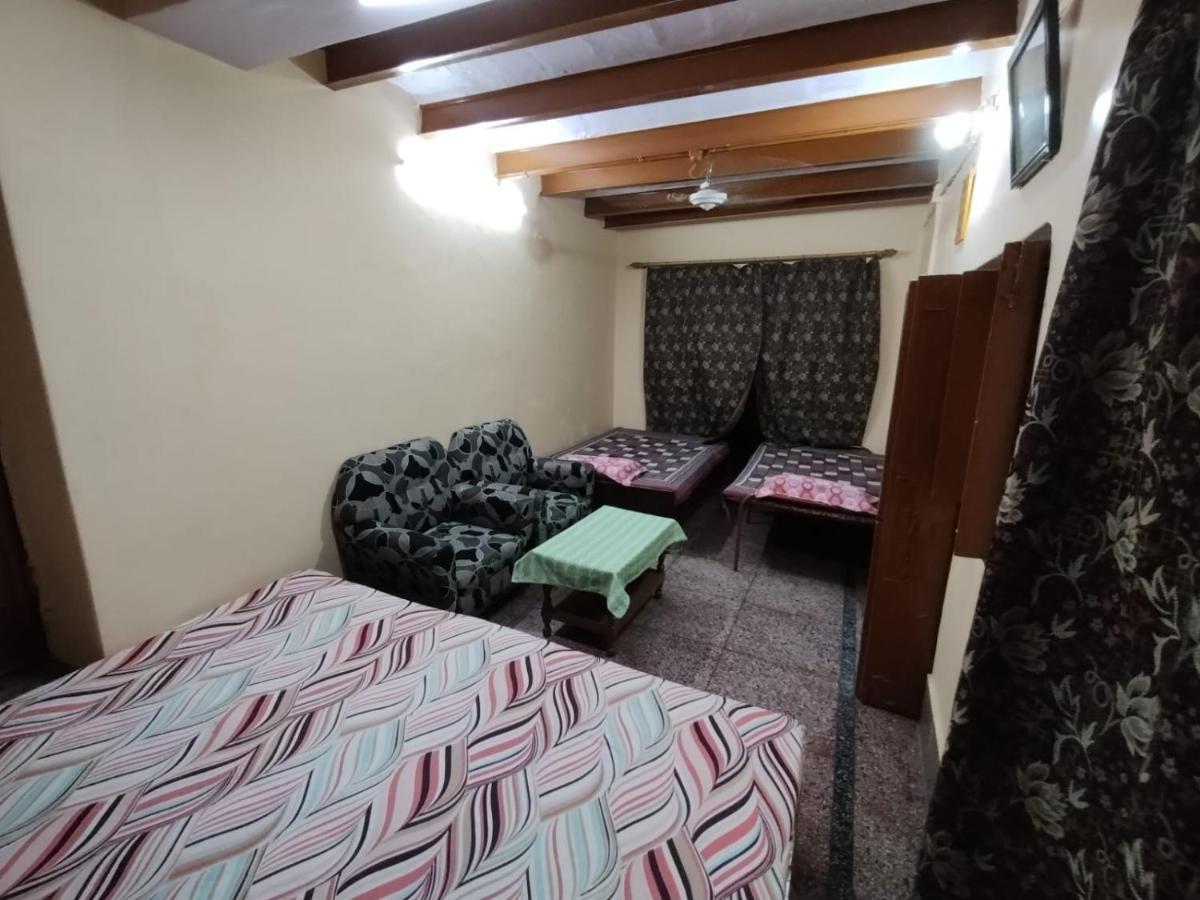 Heritage Homestay@Old City Near Ganges Varanasi Esterno foto