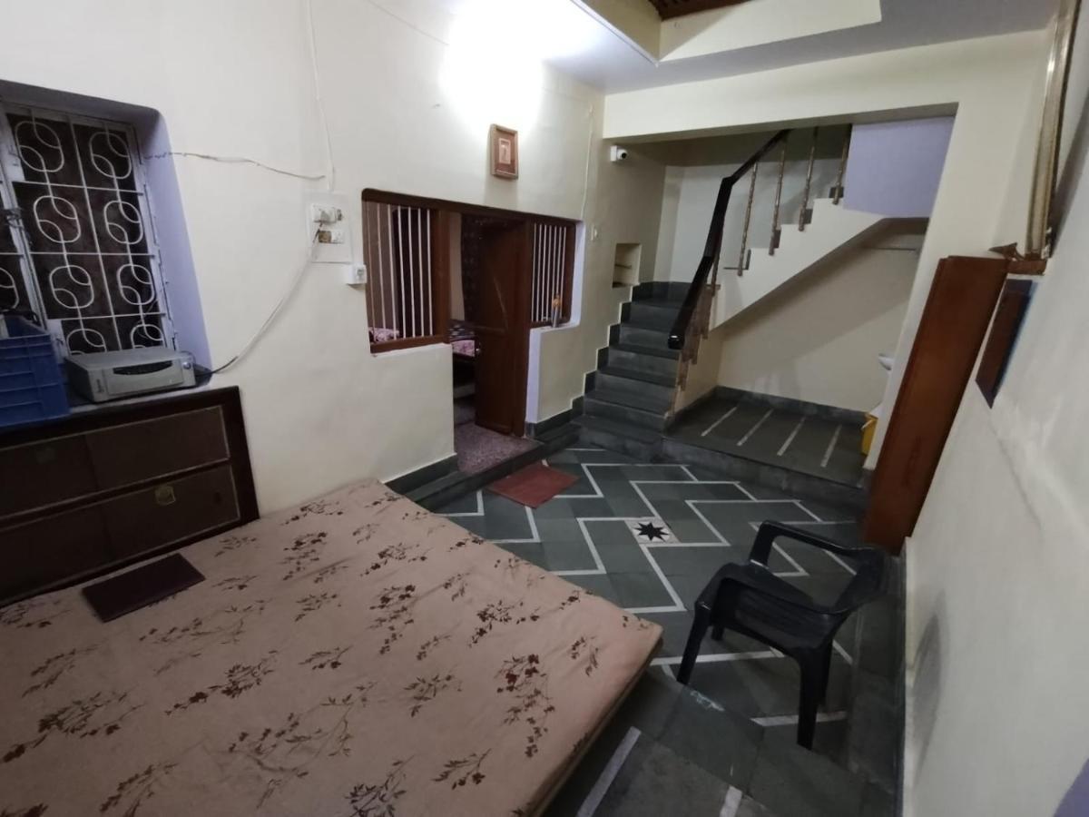 Heritage Homestay@Old City Near Ganges Varanasi Esterno foto