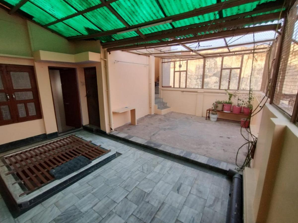 Heritage Homestay@Old City Near Ganges Varanasi Esterno foto