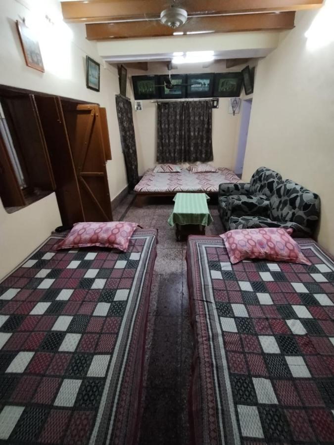 Heritage Homestay@Old City Near Ganges Varanasi Esterno foto